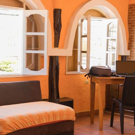 Hotel Crossman Puerto Ayora  Luaran gambar