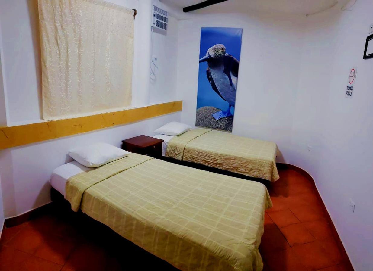 Hotel Crossman Puerto Ayora  Luaran gambar