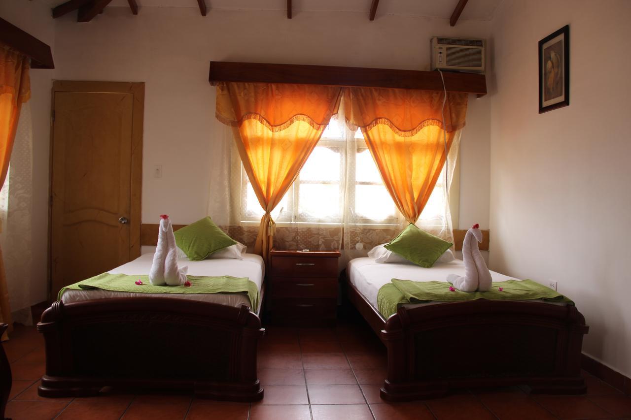 Hotel Crossman Puerto Ayora  Luaran gambar