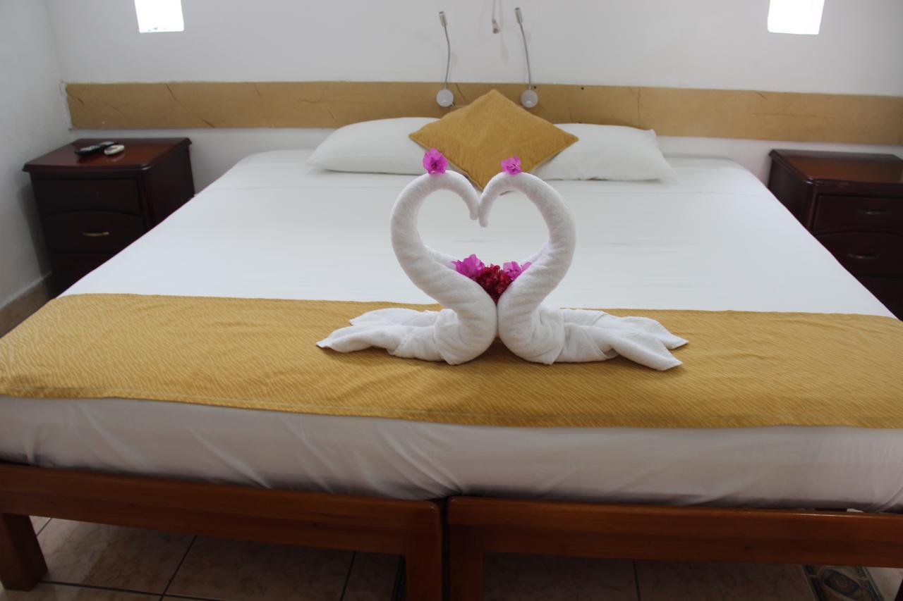 Hotel Crossman Puerto Ayora  Luaran gambar