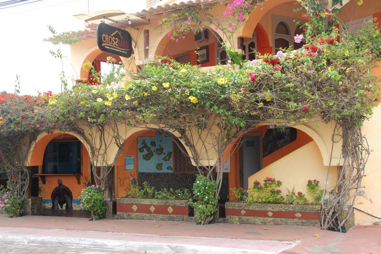 Hotel Crossman Puerto Ayora  Luaran gambar
