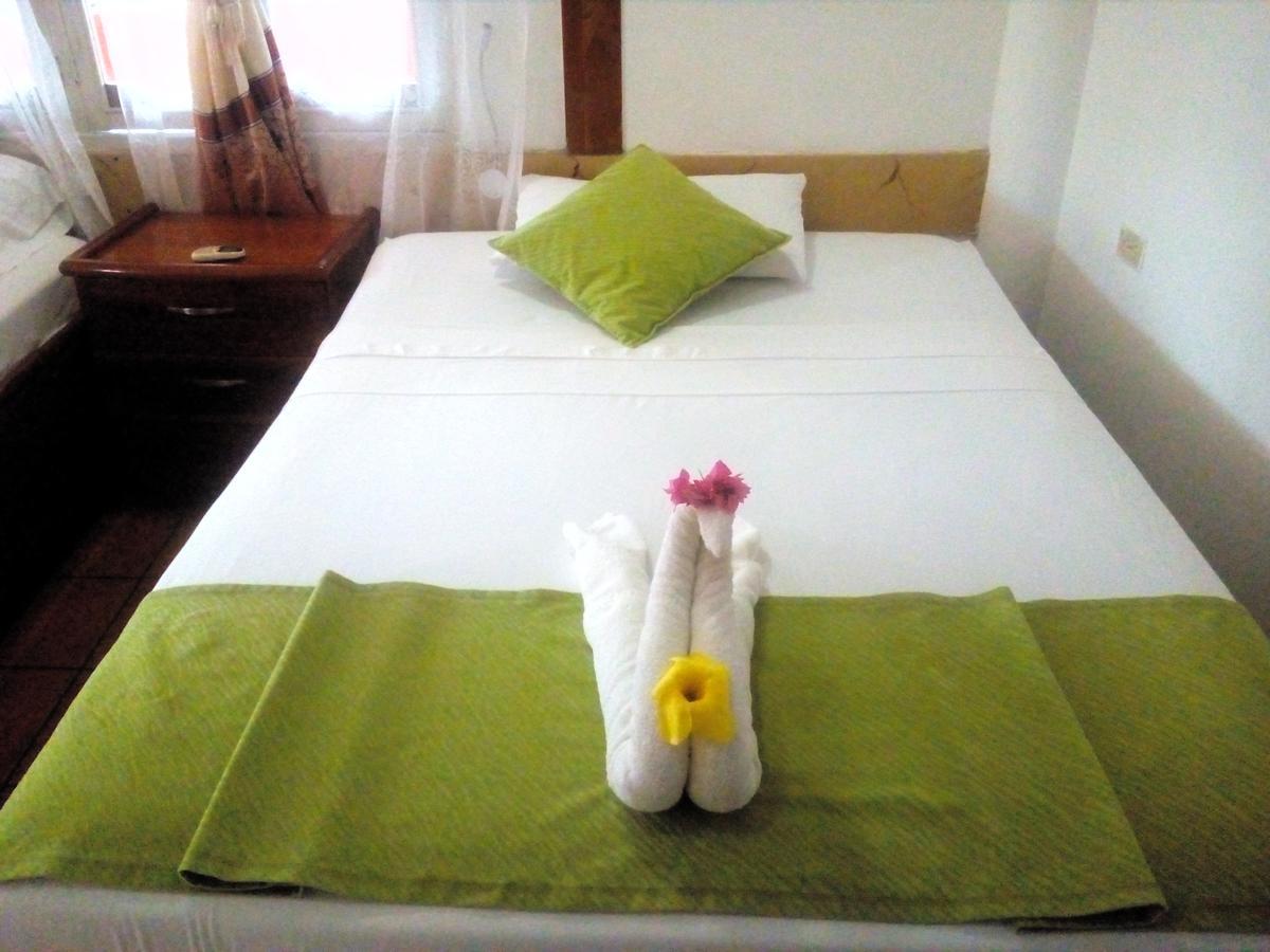 Hotel Crossman Puerto Ayora  Luaran gambar
