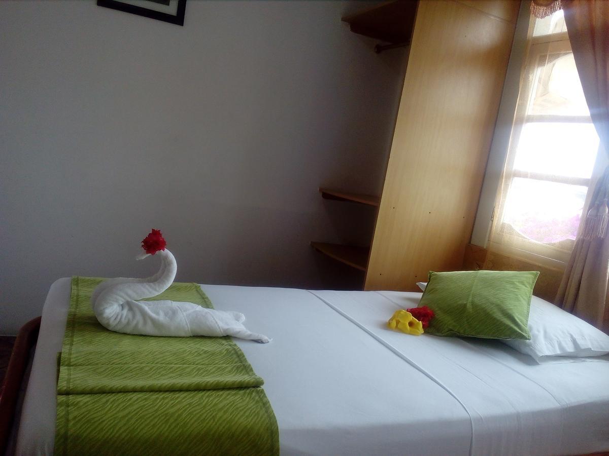 Hotel Crossman Puerto Ayora  Luaran gambar