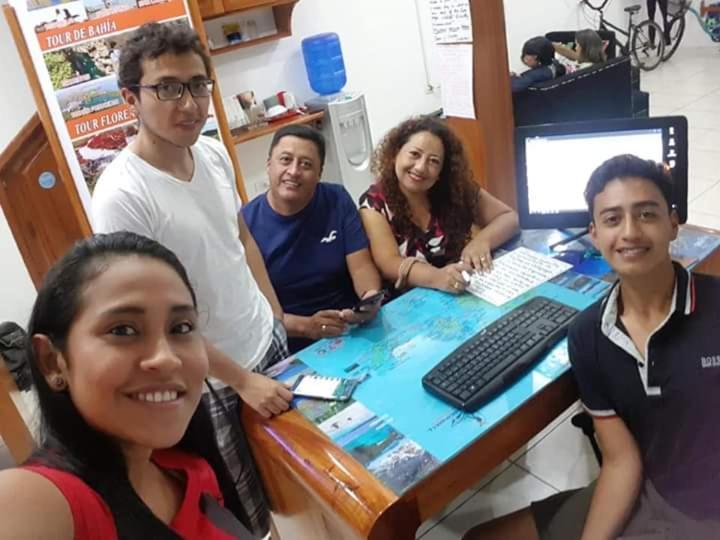 Hotel Crossman Puerto Ayora  Luaran gambar
